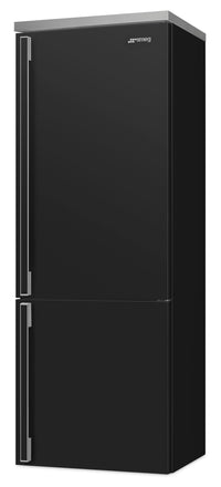 Smeg Portofino 16.2 Cu. Ft. Bottom-Freezer Refrigerator - FA490URAN|Réfrigérateur Smeg Portofino de 16,2 pi3 à congélateur inférieur - FA490URAN