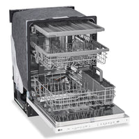 LG 24" 48 dBA Built-In Top-Control Dishwasher with QuadWash® - White - LDPN4542W | Lave-vaisselle encastré LG à 48 dBA de 24 po avec commandes sur le dessus et QuadWashMC - blanc - LD…