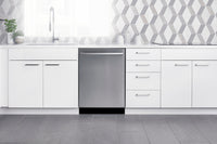 Bosch 800 Series 24" Dishwasher with Third Rack - SHX78B75UC 