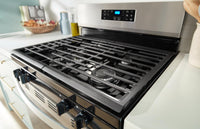 Whirlpool 30" 5.3 Cu. Ft. Gas Range with SpeedHeat™ Burner - WFGS3530RS | Cuisinière à gaz Whirlpool de 5,3 pi³ et de 30 po avec brûleur SpeedHeatMC - WFGS3530RS | WFGS353S