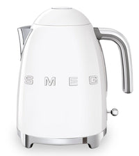 Smeg 1.7 L Cordless Electric Kettle - KLF03WHUS|Bouilloire électrique Smeg sans fil de 1,7 l - KLF03WHUS