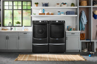 Maytag 5.8 Cu. Ft. Pet Pro Smart Front-Load Washer and 7.4 Cu. Ft. Electric Dryer - Volcano Black | Laveuse intelligente à chargement frontal Pet Pro de 5,8 pi3 et sécheuse électrique de 7,4 pi3 de Maytag – noir volcan | MAFL702B